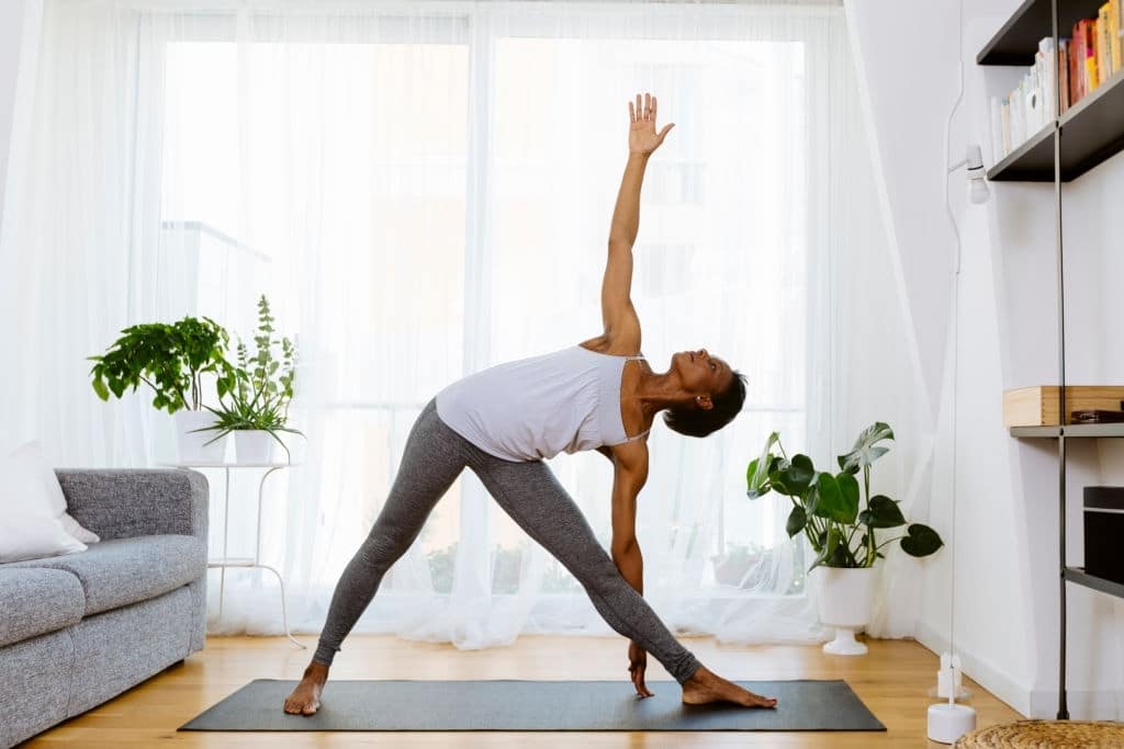 El yoga tiene un efecto significativo sobre la ansiedad, la depresión, el dolor crónico y el estrés.